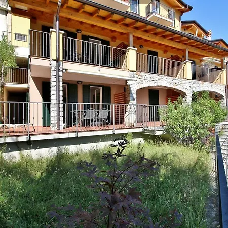 Piazzo Sleeps 6 Pool *